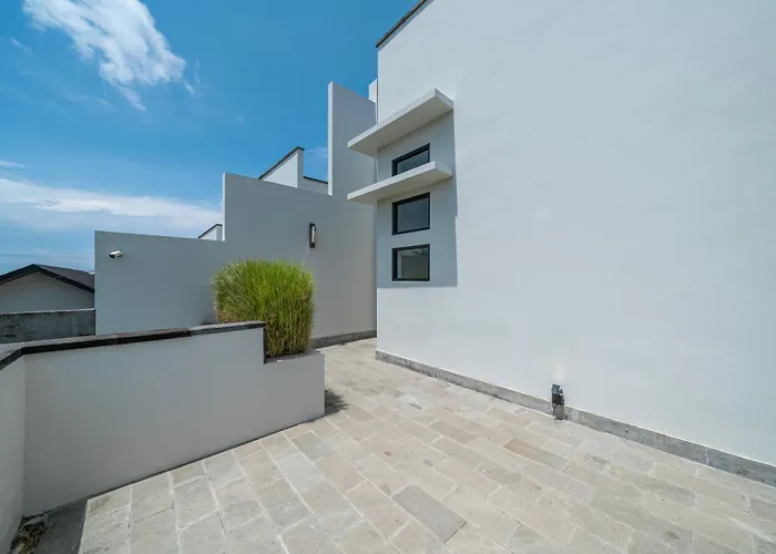 Nirwana - Stylish 3br Private Pool In Prime Villa