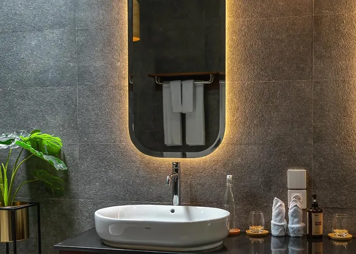Nirwana - Stylish 3br Private Pool In Prime *