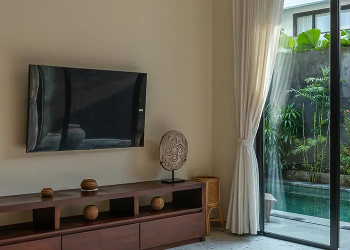 Nirwana - Stylish 3br Private Pool In Prime