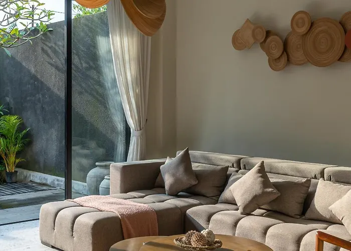 Villa Nirwana - Stylish 3br Private Pool In Prime *