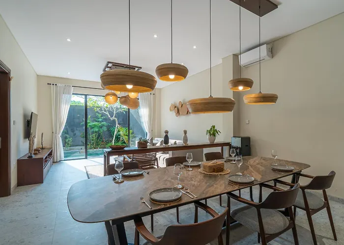 Nirwana - Stylish 3br Private Pool In Prime *