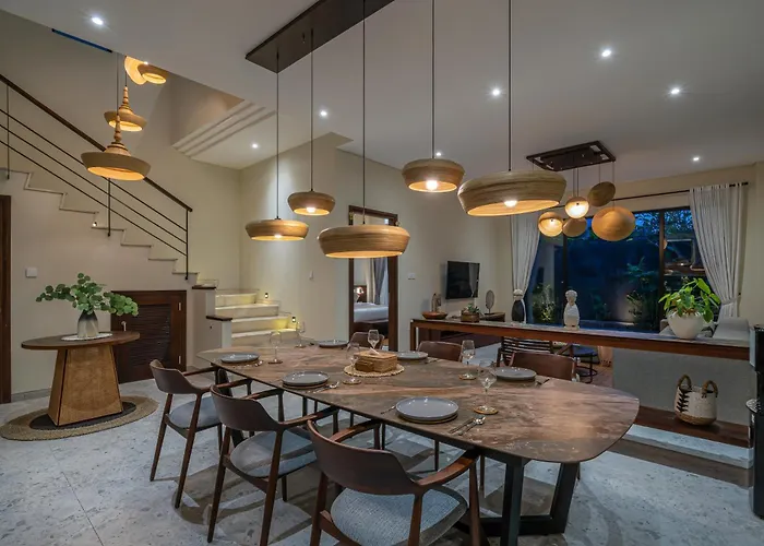 Nirwana - Stylish 3br Private Pool In Prime *